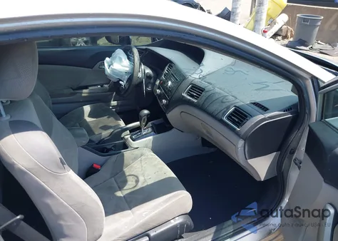 2013 Honda Civic Lx z USA, uszkodzony, nr VIN 2HGFG3B57DH530825